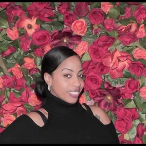 Meet your Posher, Joy